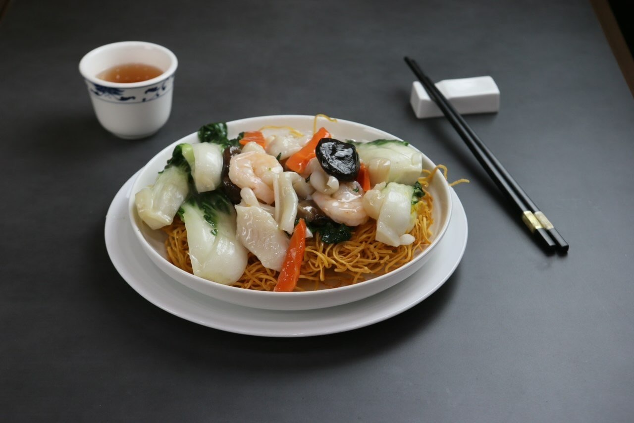 Seafood Pan-Fried Vermicelli - HON'S WUN-TUN HOUSE 洪記面家